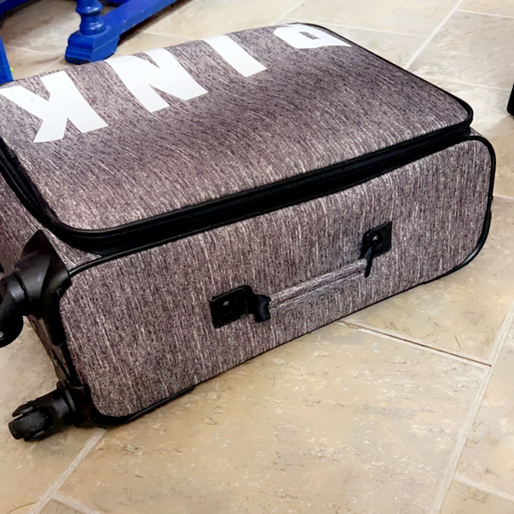 Victoria Secrets Pink luggage suitcase - Picture 4 of 7
